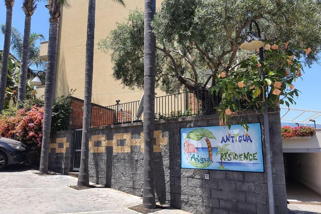 Sicilia, Mansarda Le Due Terrazze Apartamento Mascali Exterior foto